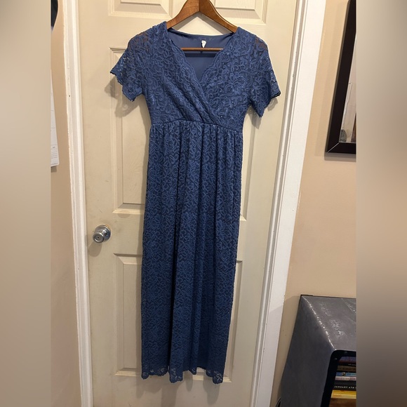 Pinkblush Dresses & Skirts - Blue Lace short sleeve,  v  neck  Maternity maxi  Dress- size medium